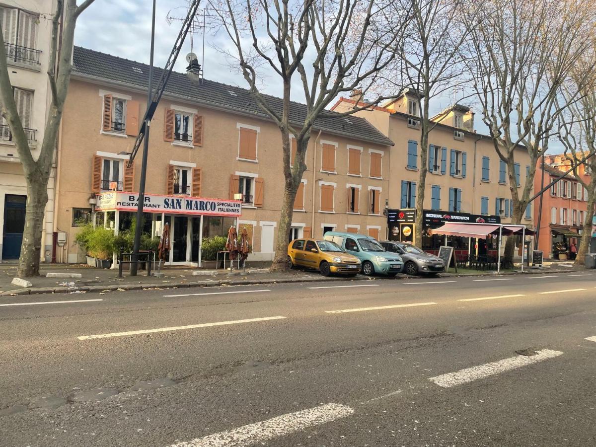 Studio Proche De Paris, Versailles Et La Defense Chaville Kültér fotó