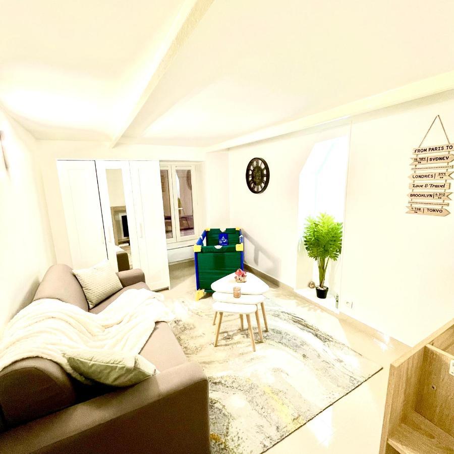 Studio Proche De Paris, Versailles Et La Defense Chaville Kültér fotó